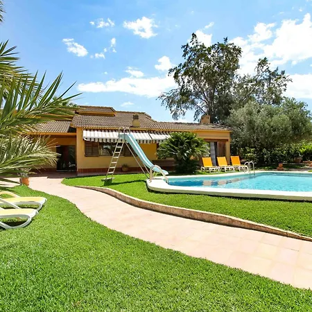 Holiday home Tulipa *
